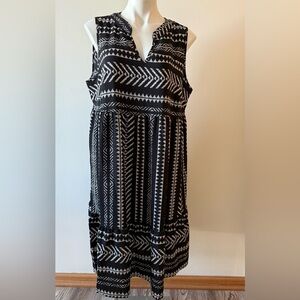Black and White Patterned Women's Dress